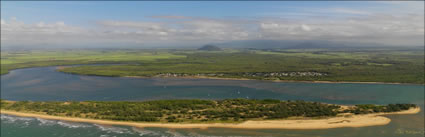 Taylers Beach - QLD (PBH3 00 2405)