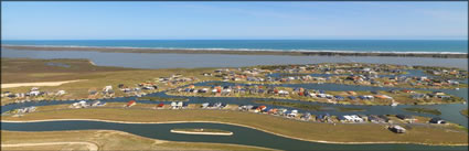 The Marina - Hindmarsh Island - SA (PBH3 00 30917)