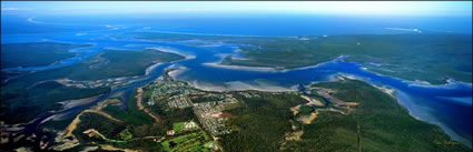 Tin Can Bay - QLD (PB00     )