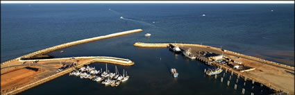 Trawlers - Exmouth - WA (PBH3 00 8552)