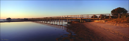 Urunga Footbridge - NSW (PB00 6007)