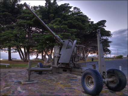 WW2 Gun - Port Neill - SA SQ (PBH3 00 22600)