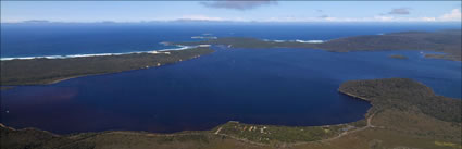 Coalmine Beach - Walpole - WA (PBH3 00 3615)