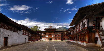 Wangi Dzong Courtyard T (PBH3 00 23818)