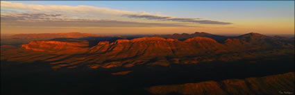 Wilpena Pound - SA (PBH3 00 18026)