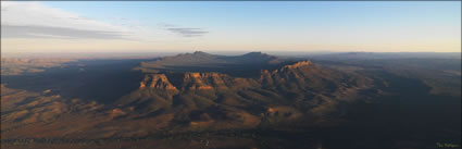 Wilpena Pound - SA (PBH3 00 18031)