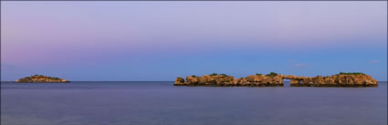 Window Rock - Green Head - WA (PBH3 00 4366)