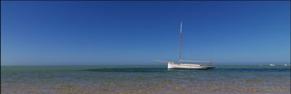 Yacht - Shark Bay - WA (PBH3 00 4843)