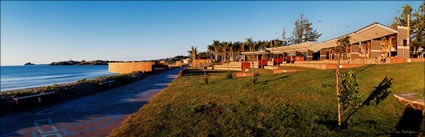 Yeppoon Foreshore - QLD (PB00 1570)